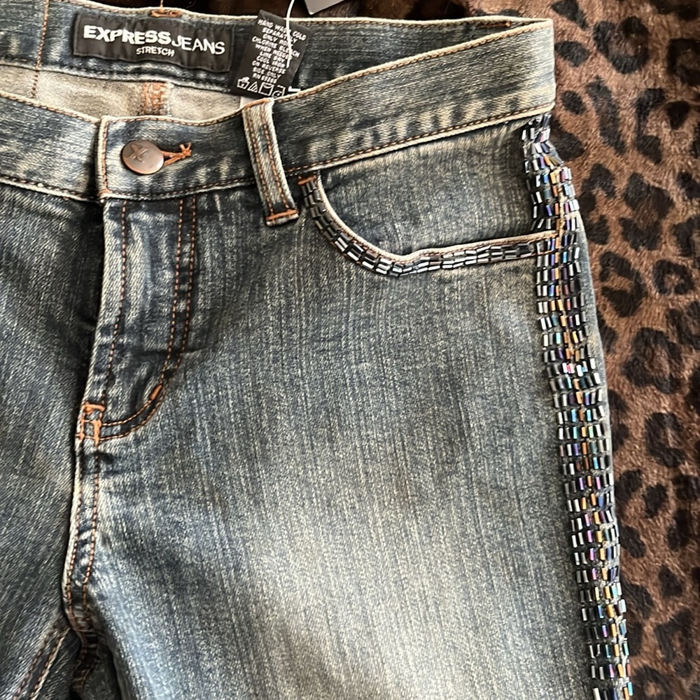 NWT Express Jeans Stretch sparkle bead details down sides of legs and pockets